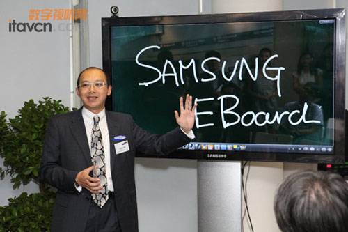  ƳʽE-Board