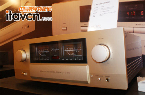 Accuphase ϲ E-460 