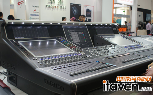 DiGiCo SD5̨