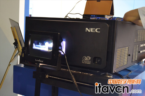 BIRTV2015 NEC激光放映机表现不俗实力_投影