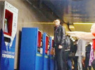 莫斯科地铁站推出体感数字标牌信息亭