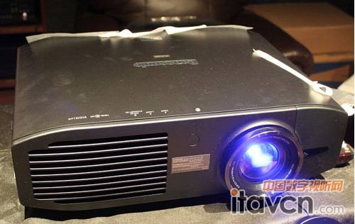 3DͶӰPT-AE7000