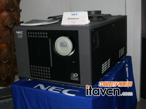 NEC߶4KͶӰNP3240Infocomm